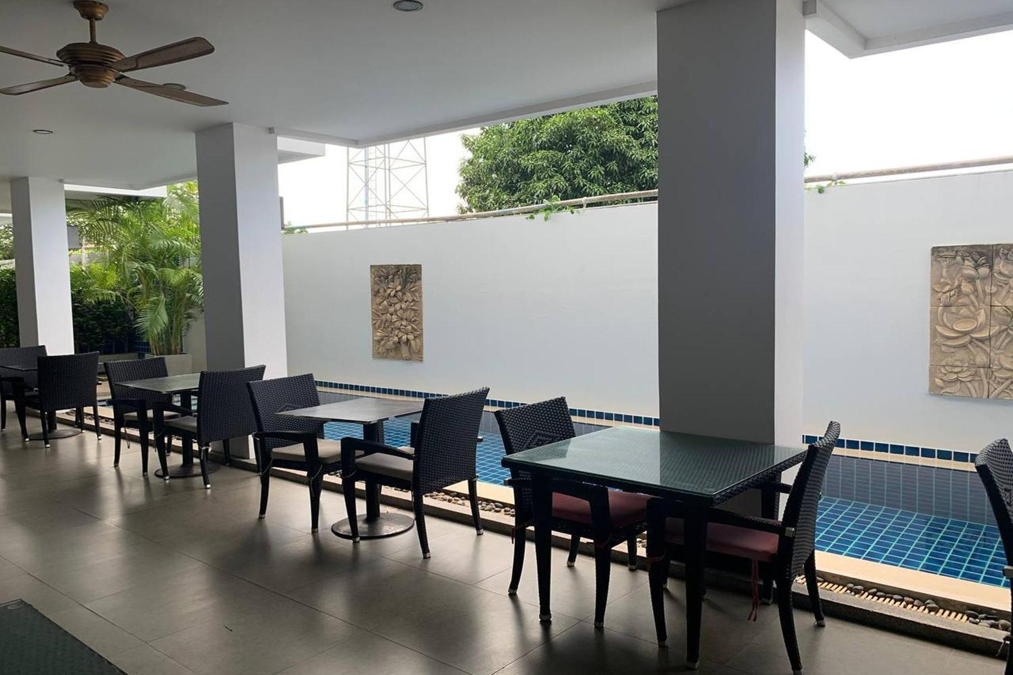 One World One Home Naiharn Hotel Rawai Екстер'єр фото